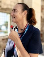 Dijana unterhält uns in Split