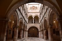 271 Dubrovnik,  Innenhof Sponzapalast