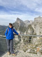 auf 1820 m Höhe oberhalb von Fuente Dé: RLin Sabine