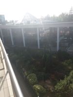 vom Hotelzimmer auf Schwimmbad des Hotels