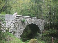 Und da ist sie - gebaut vom Teufel selbst... (Zois Brücke)
