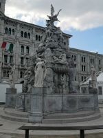 Steht Wien nicht nach..... Brunnen der vier Kontinente 