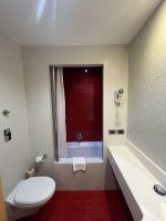 Rom: Badezimmer im Hotel