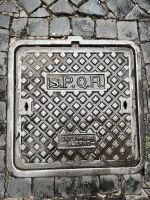 Rom: Gulli Deckel mit Inschrift „SPQR“ 