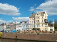 Flussfahrt auf der Trave