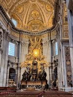Rom: Altar im Petersdom