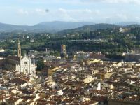 Santa Croce – hier liegen Dante, Machiavelli, Galileo Galilei und Rossini begraben. Dahinter die Piazzale Michelangelo. 