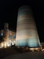 nächtlicher Spaziergang durch die Altstadt von Chiwa (Itchan-Kala) zum Hotel