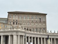 Petersplatz - der Papst wird erwartet 