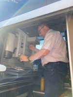 Heiko an der Bordküche