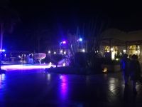 Abend am Pool und Poolbar