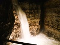 wildes Rauschen in der Höhle