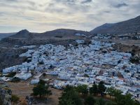 Insel Rhodos - Ausblick von der Akropolis auf Lindos