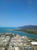 Über Cairns