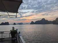 97. Sonnenaufgang Halong Bucht