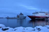 Kirkenes - geographischer Wendepunkt der Reise an der Russischen Grenze auf dem gleichen Längengrad wie St. Petersburg und Kairo