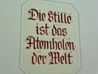 1. Reisetag – Ankunft im Hotel in Abtenau – Spruch im Treppenhaus