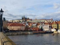Blick von der Karlsbrücke auf die Prager Burg