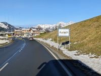 ...durch Aurach hindurch in Richtung Kitzbühel.