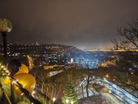 Blick auf das nächtliche Prag von der Skybar des Hotel HN Collection