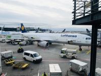 Angekommen am Flughafen in Frankfurt am Main