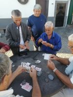 Kartenspieler im Fischerdorf Camara de Lobos
