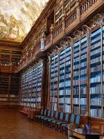 Kloster Strohov - Lesesaal in der Klosterbibliothek