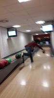  ganzer Einsatz beim Bowlen