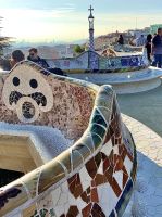 Bank im Park Guell_IMG_4832.jpg