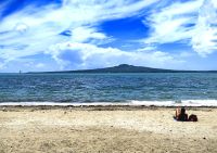 Strand von Auckland