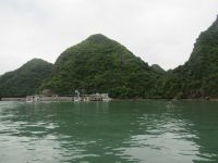 Halong Bucht und die Anlege Stelle