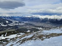 Blick ins Inntal und auf Innsbruck