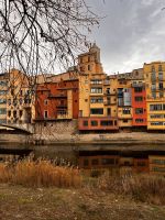 Bunte Häuser in Girona
