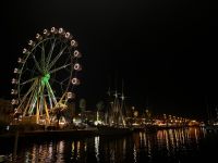 Riesenrad am Hafen von Barcelona