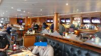 auf der Norwegian Sun...Sports Bar