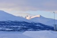 Breivikeidet am Ullsfjord - Blick auf die Lyngen-Halbinsel mit den Lyngen-Alpen