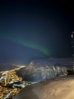 Nordlichter auf dem Fjellheisen mit Blick auf Tromsö