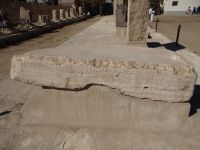 Memphis, auf diesem Tisch wurden die toten Körper für die Mumifizierung vorbereitet.