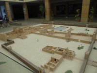 Luxor, Karnak-Tempel, das Modell zeigt, wie weitläufig die Anlage ist.