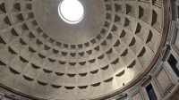 Kuppel des Pantheon mit Sonnenuhr