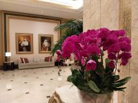 Teestunde im Emirates Palace Abu Dhabi