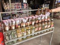 Kein Schnaps, sondern Benzin für Mopeds