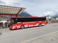 Vor dem Bahnhof in Tirano