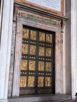 Rom. Petersdom. Die GoldenesPforte