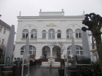 DSCN8518.JPG  Villa im Ital.Stil