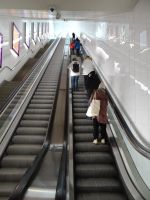 St. Moritz, mit dieser Rolltreppe geht es in den Himmel des Jetset.