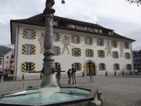 Altdorf, das Zeughaus, ein hübscher geräumiger Platz mit Licht und Sonne