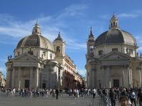 Piazza del Popolo mit Kirchen Santa Maria del Montesanto und Santa Maria dei Miracoli