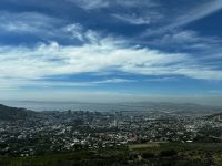 Kapstadt: Blick vom Bus aus auf dem Weg zum Tafelberg