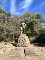 Vic Falls: Statue von David Livingstone - dem Entdecker der Wasserfälle